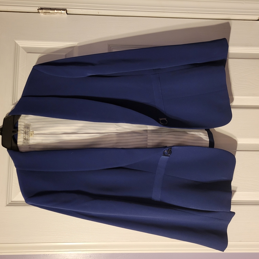 Navy Pant Suit, Tahari Size 12